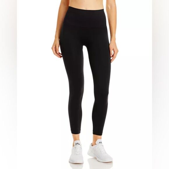 Spanx Look at Me Now Seamless Leggings Sz Small - Picture 2 of 12